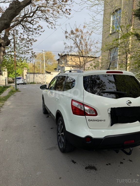 Nissan Qashqai+2