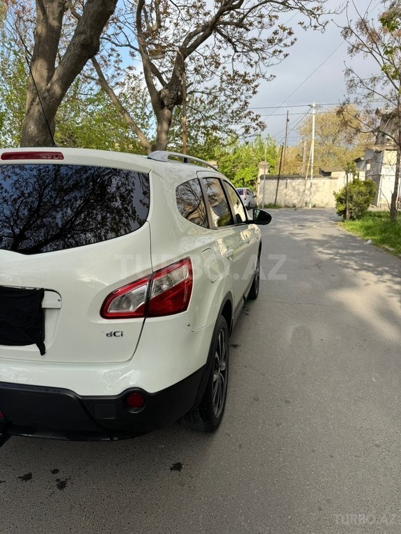 Nissan Qashqai+2