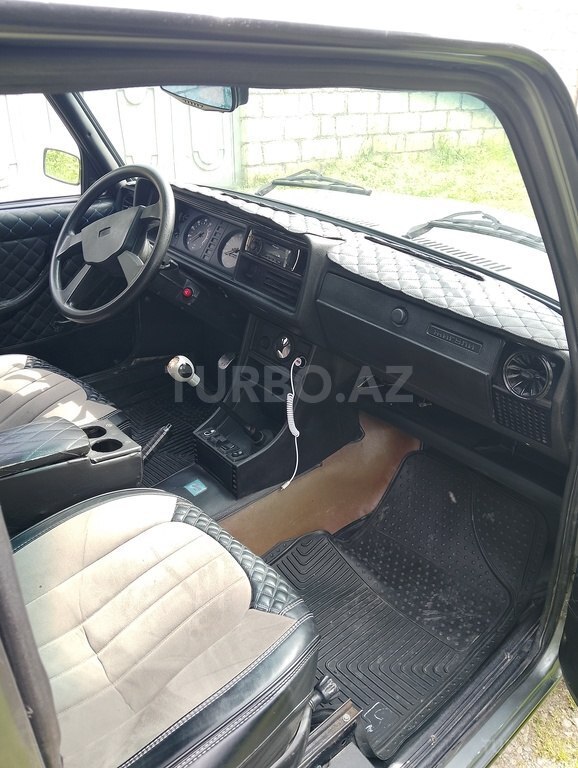 LADA (VAZ) 2107
