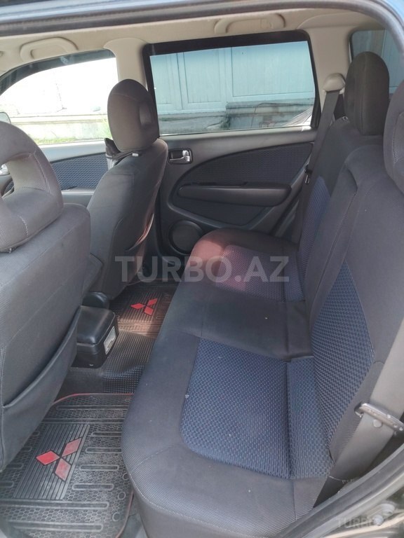 Mitsubishi Airtrek