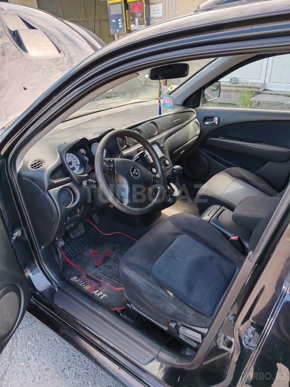 Mitsubishi Airtrek