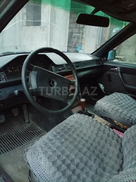 Mercedes 250 D