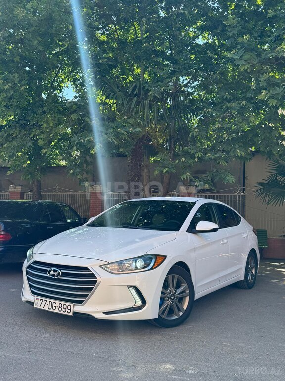Hyundai Elantra