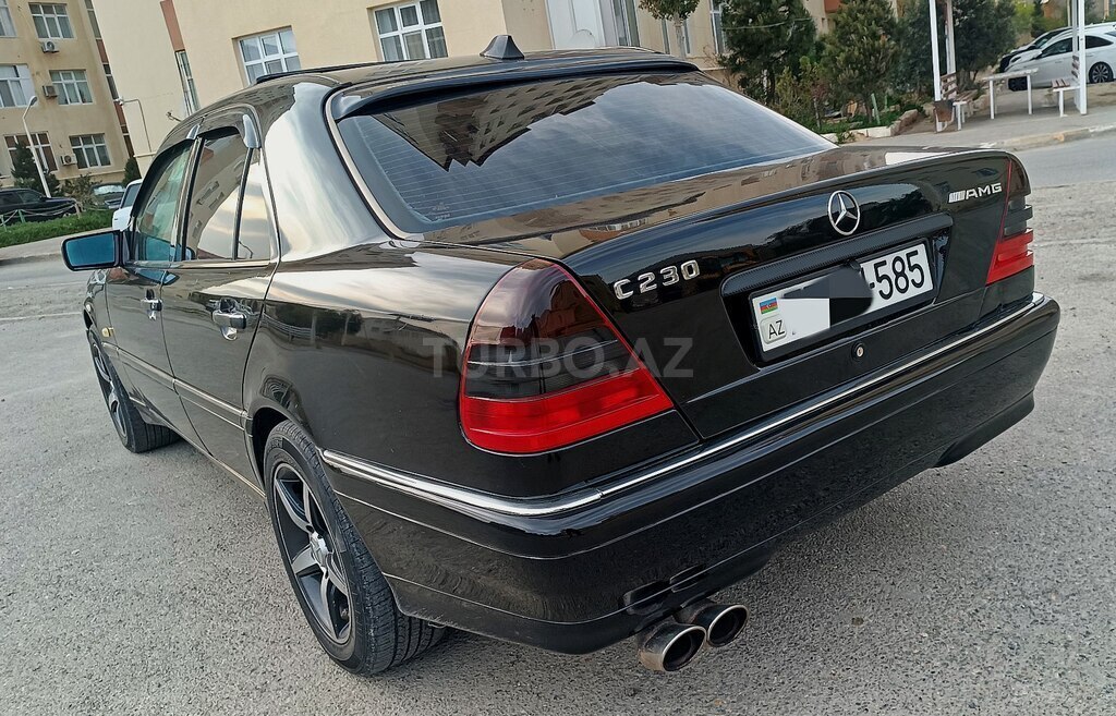 Mercedes C 230