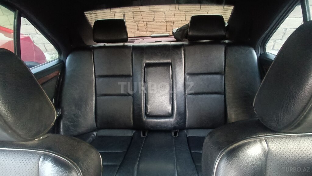 Mercedes C 230