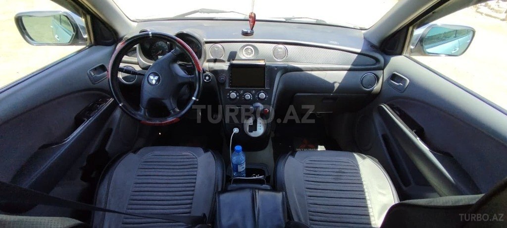 Mitsubishi Airtrek