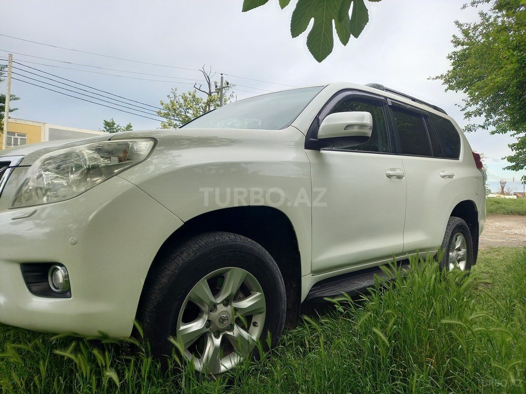 Toyota Land Cruiser Prado