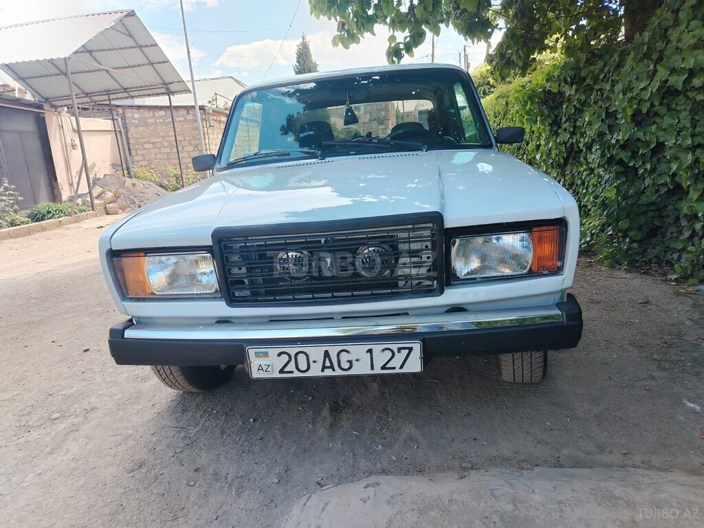 LADA (VAZ) 2107