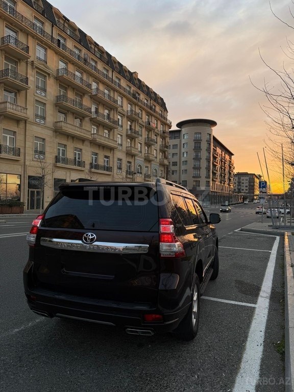 Toyota Land Cruiser Prado