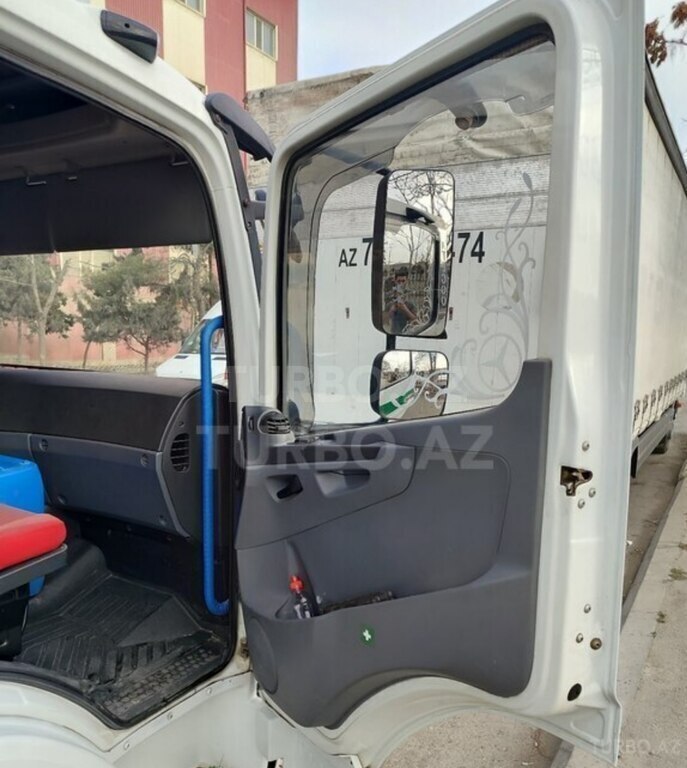 Mercedes Atego 818