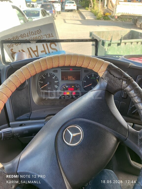Mercedes Atego 818