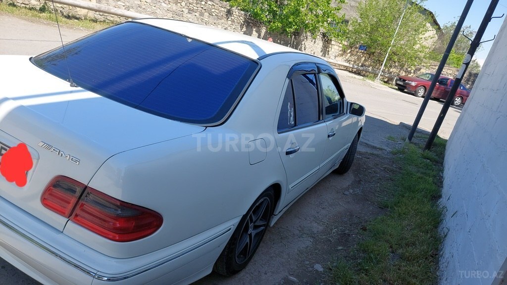 Mercedes C 230