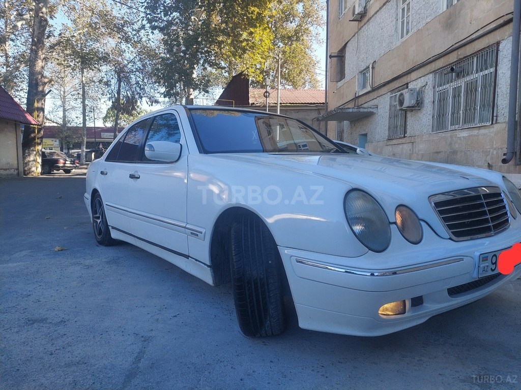 Mercedes C 230
