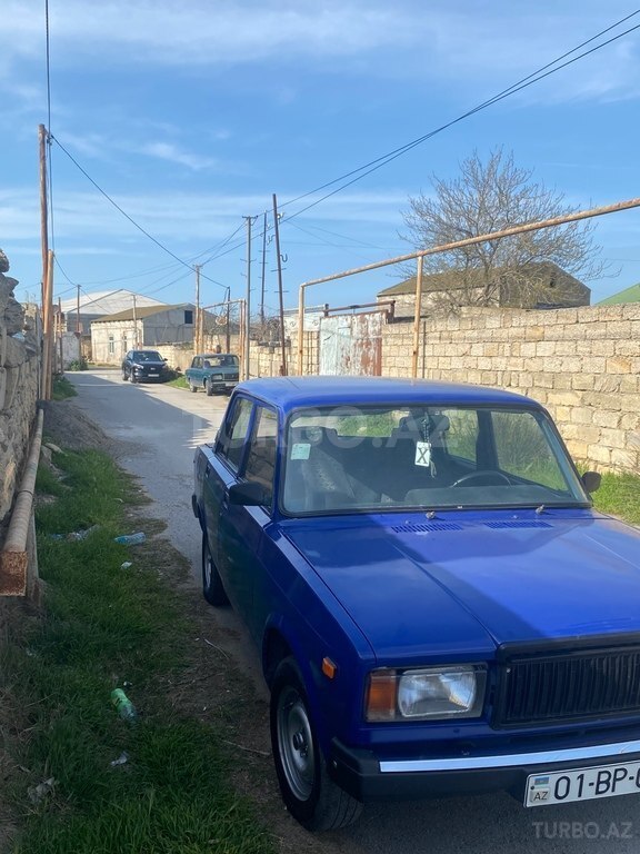 LADA (VAZ) 2107