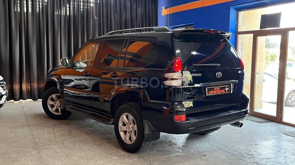 Toyota Land Cruiser Prado