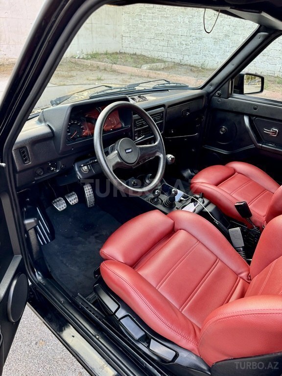 LADA (VAZ) Niva
