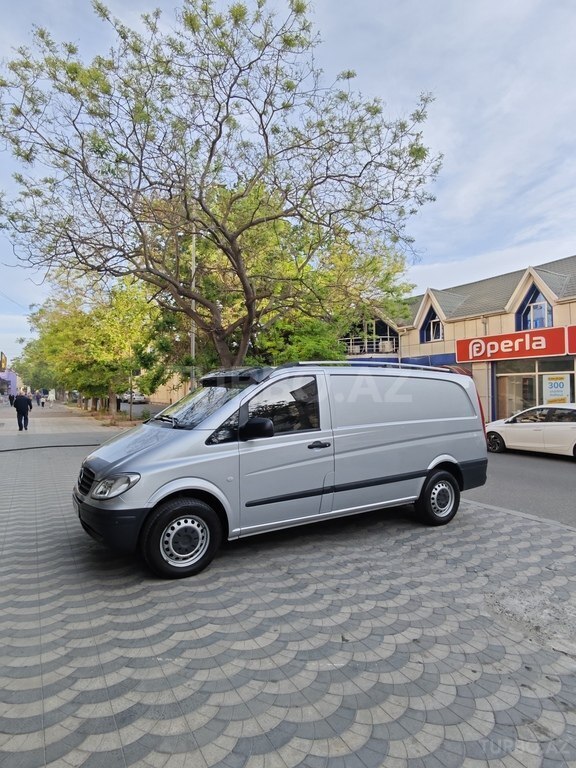Mercedes Vito