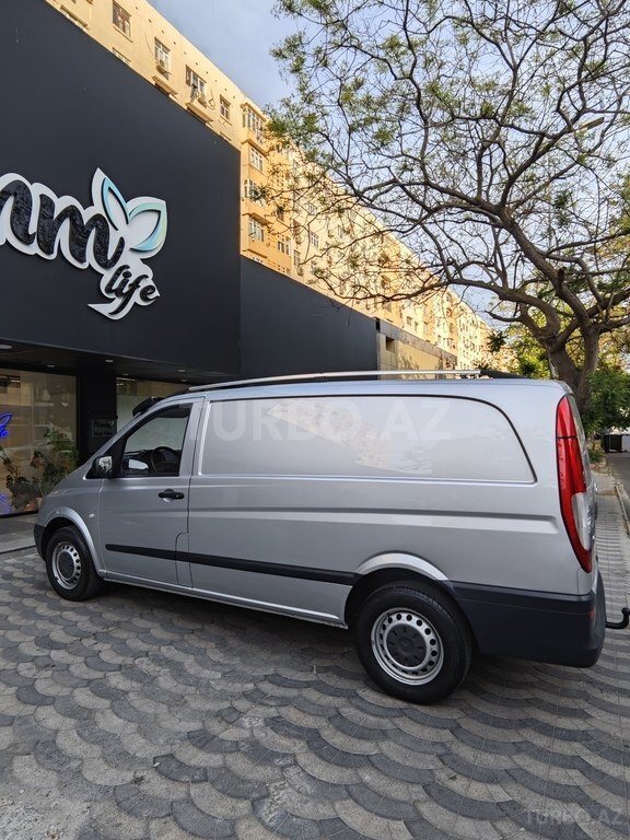 Mercedes Vito