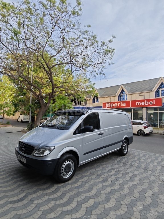 Mercedes Vito