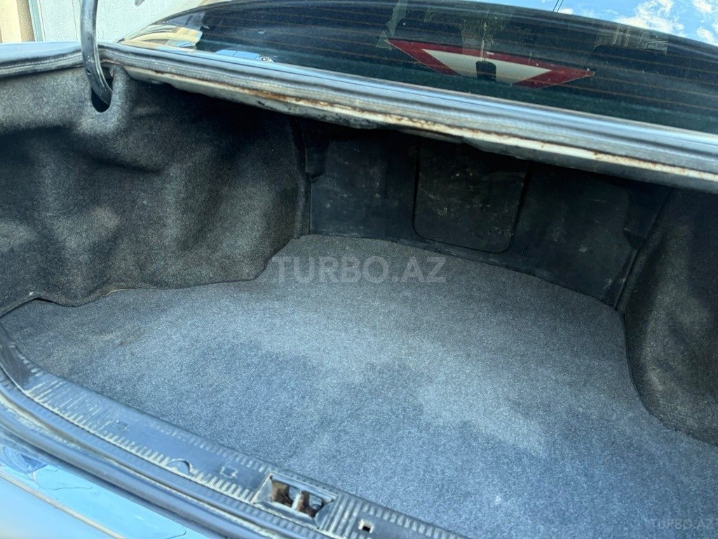 Mercedes C 200
