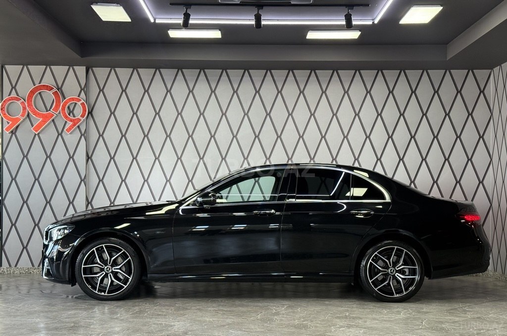 Mercedes E 300 de 4MATIC