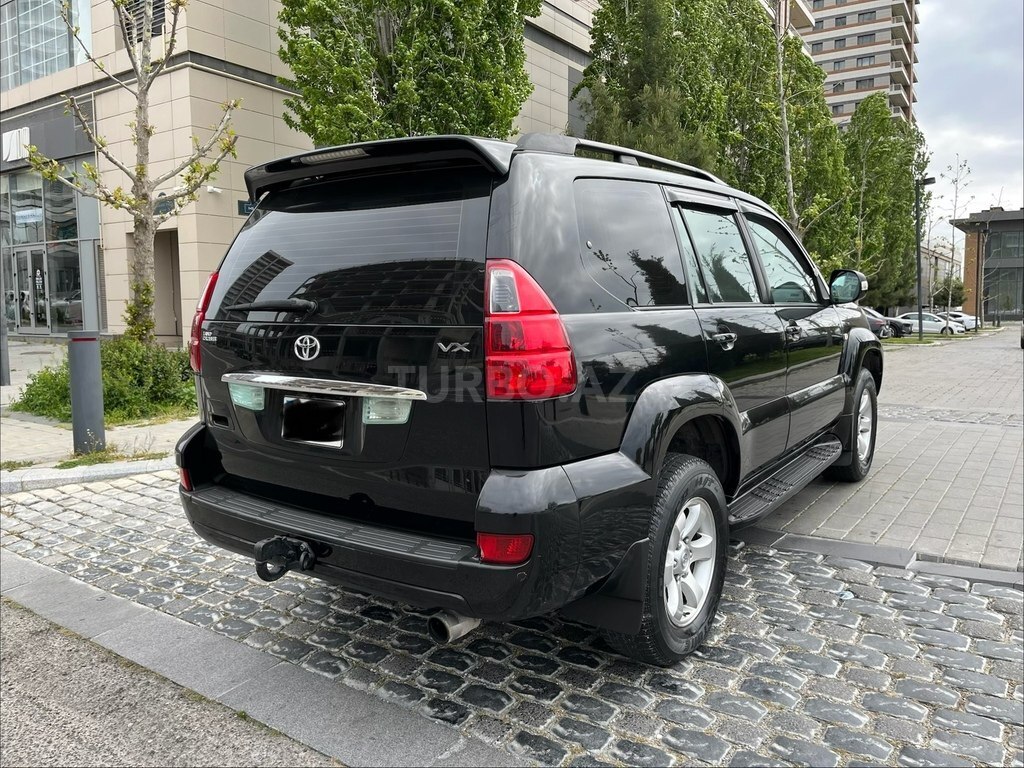 Toyota Land Cruiser Prado