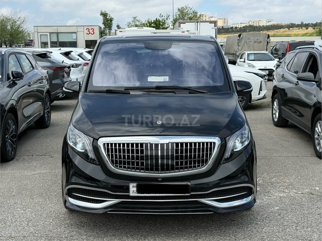 Mercedes Vito 121