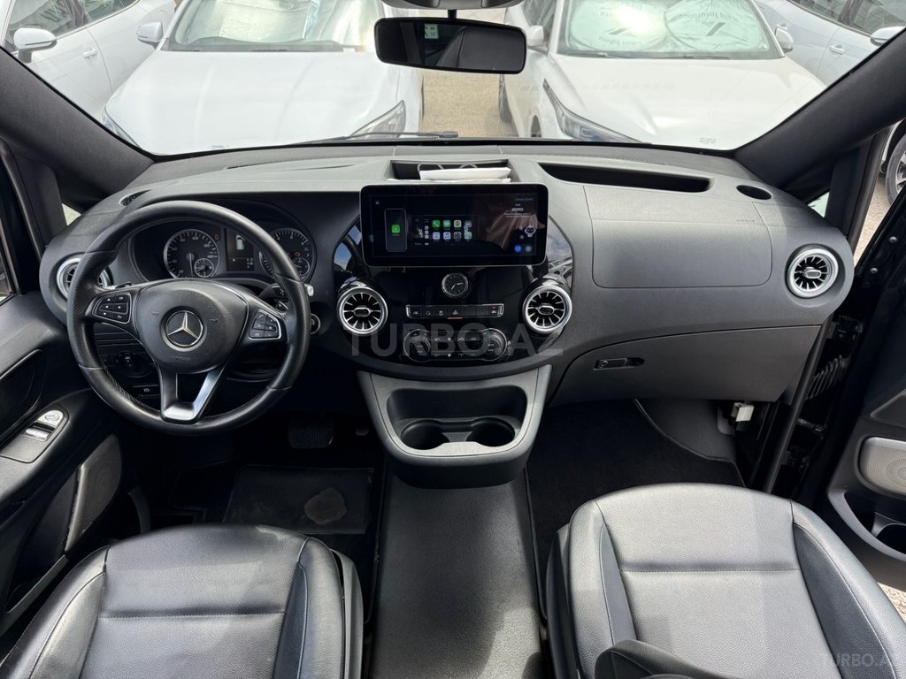 Mercedes Vito 121