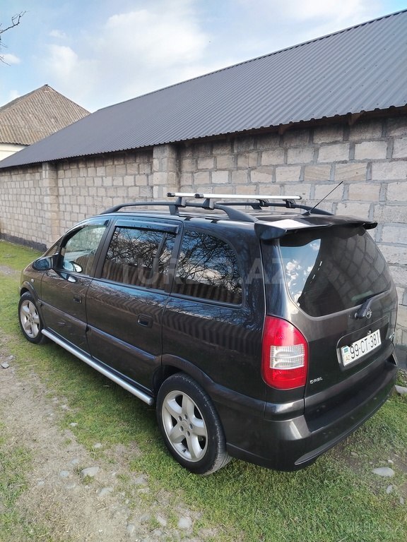 Opel Zafira