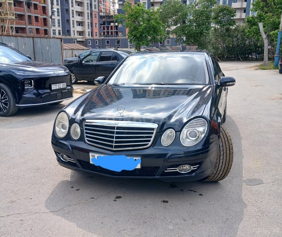 Mercedes E 220