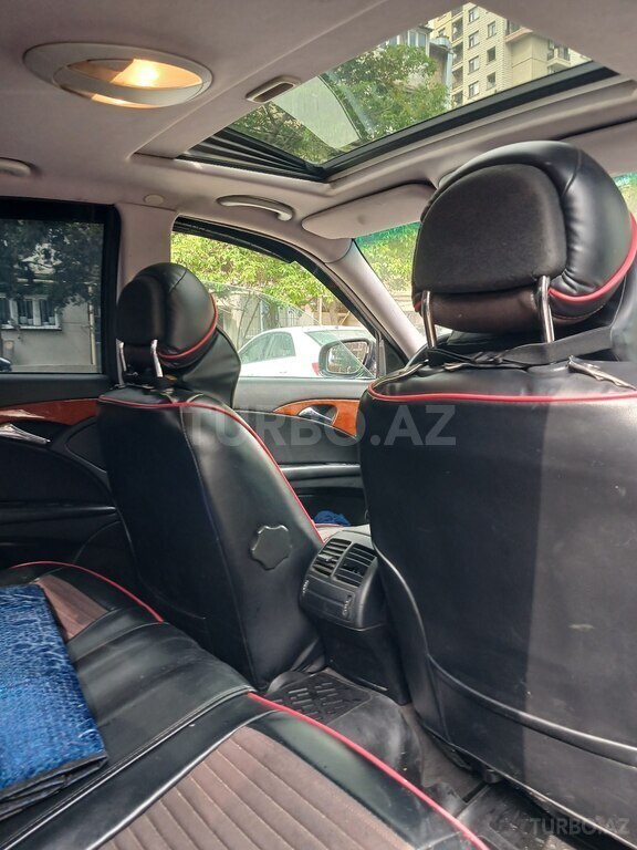 Mercedes E 220