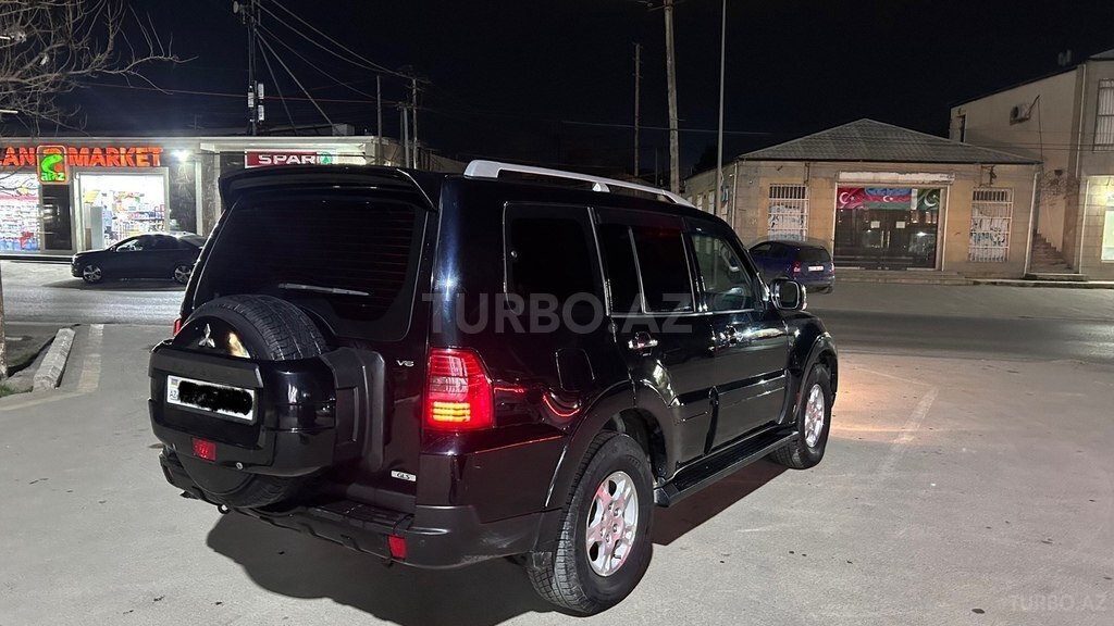 Mitsubishi Pajero