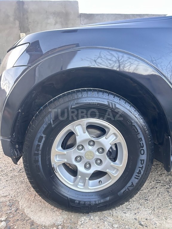 Mitsubishi Pajero