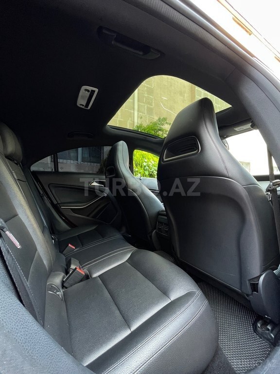 Mercedes CLA 250 4MATIC
