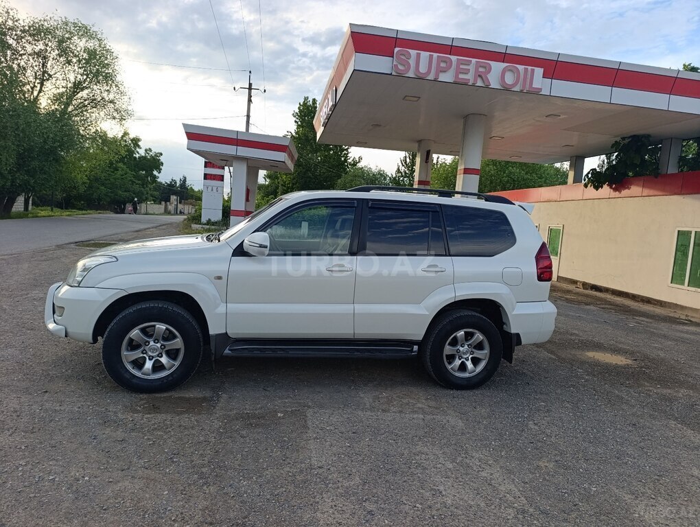 Toyota Land Cruiser Prado