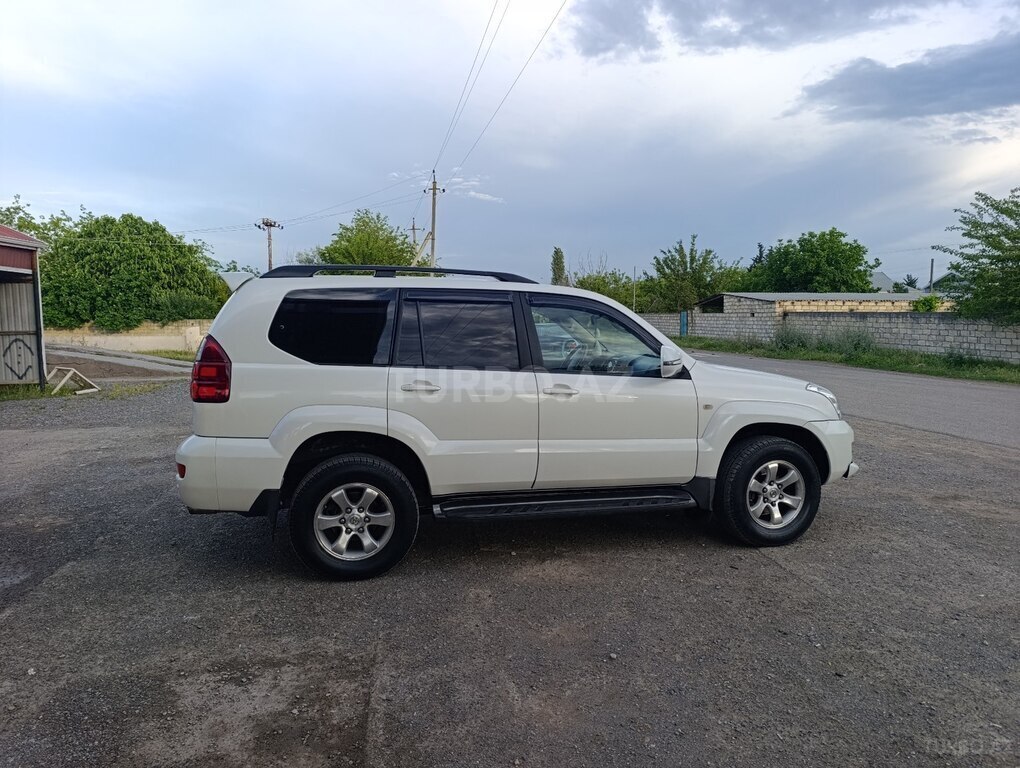 Toyota Land Cruiser Prado