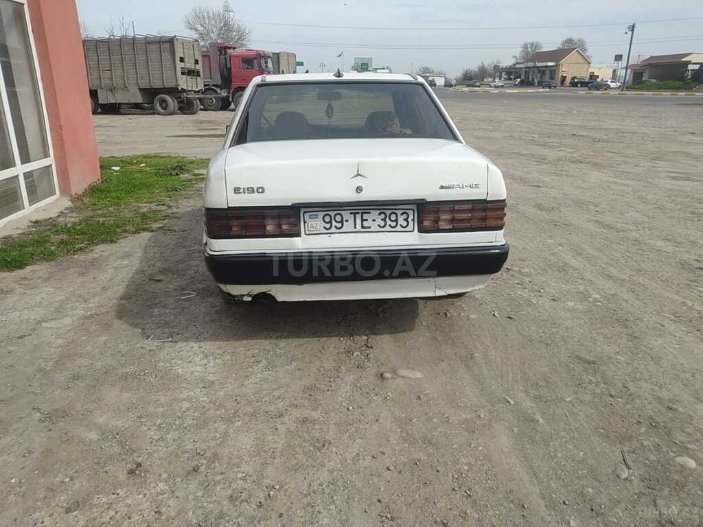Mercedes 190