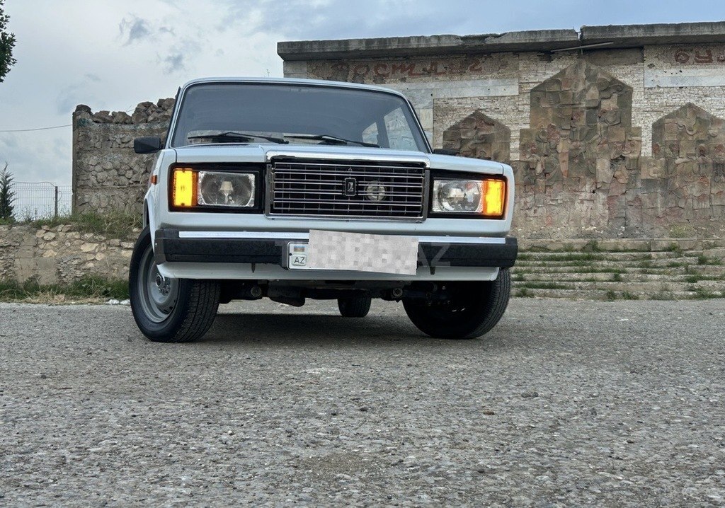 LADA (VAZ) 2107