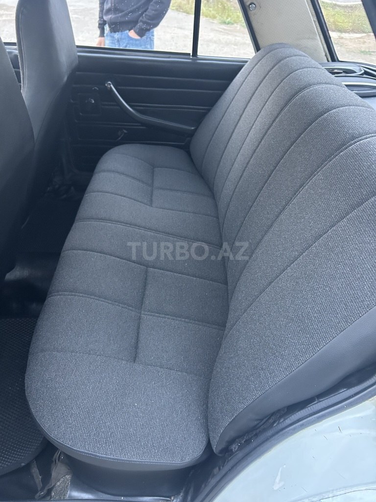 LADA (VAZ) 2107