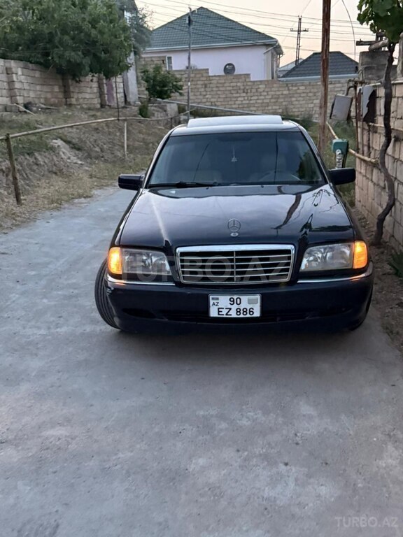 Mercedes C 230