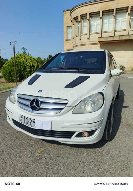 Mercedes B 170