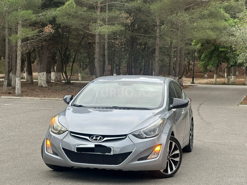 Hyundai Elantra