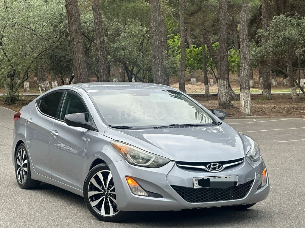 Hyundai Elantra