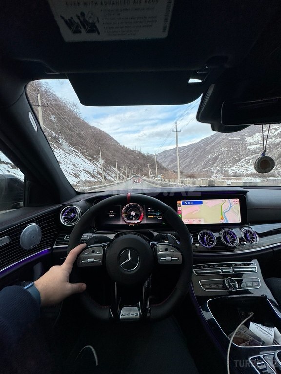Mercedes E 43 AMG 4MATIC