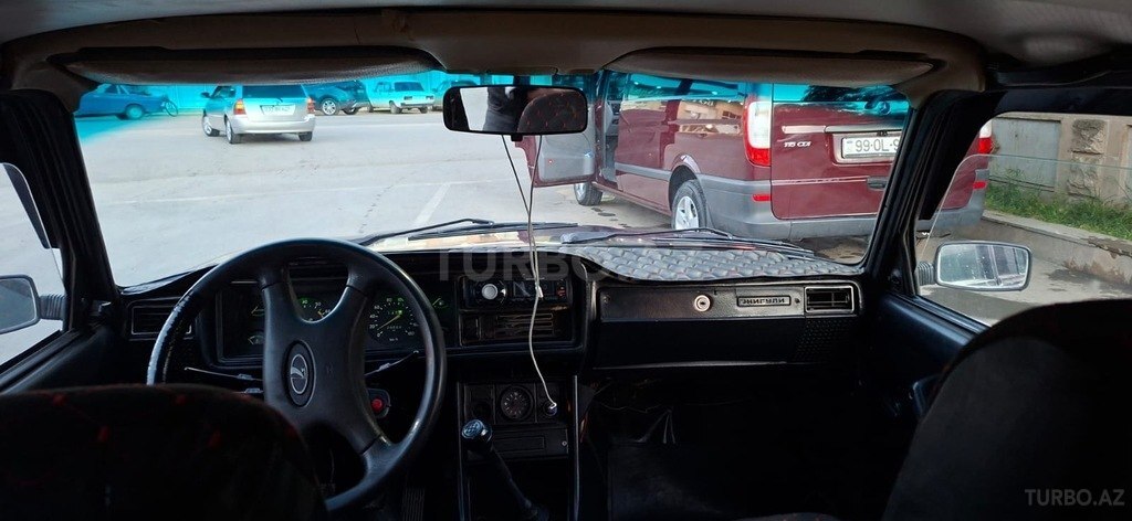 LADA (VAZ) 2107