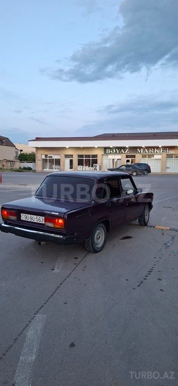 LADA (VAZ) 2107