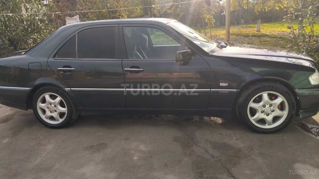 Mercedes C 230