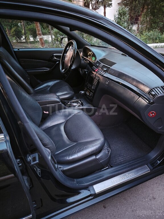 Mercedes S 320