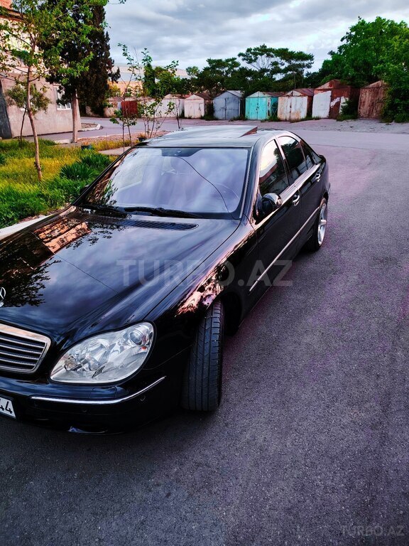 Mercedes S 320