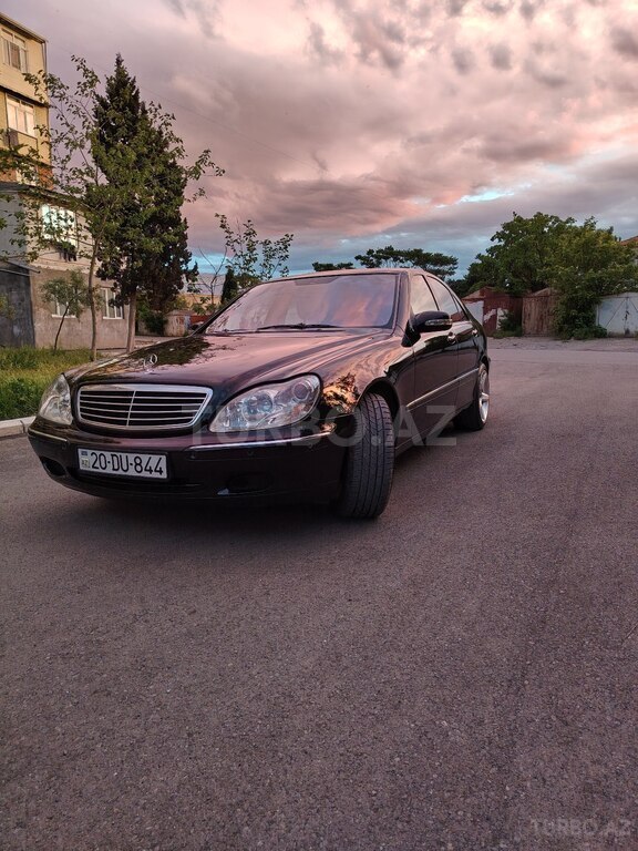 Mercedes S 320